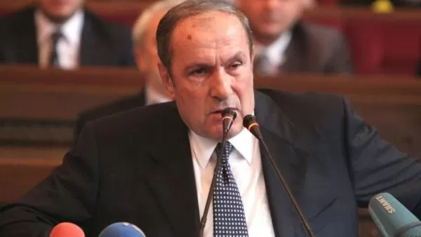 Ակնհայտորեն իշխանության համար մղվող առկա պայքարում մենք ոչ մասնակից, ոչ էլ կողմ ենք. Լևոն Տեր-Պետրոսյան