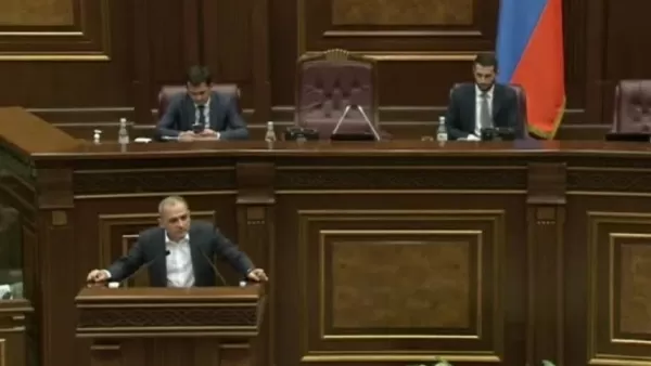 ՏԵՍԱՆՅՈՒԹ. Այվազովսկու և Սարյանի նկարները կնոջս օժիտն են, ժառանգաբար են անցել. Հակոբյան 