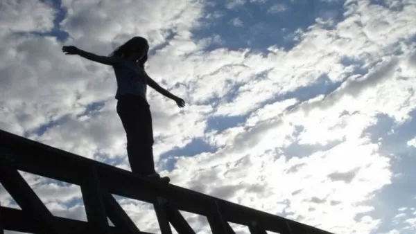Գյումրիում 18-ամյա աղջիկը կամրջից ցած է նետվել. Shamshyan. com