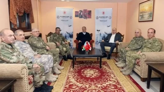 Ադրբեջանի, Թուրքիայի և Վրաստանի պաշտպանության նախարարները հանդիպել են Կարսում 