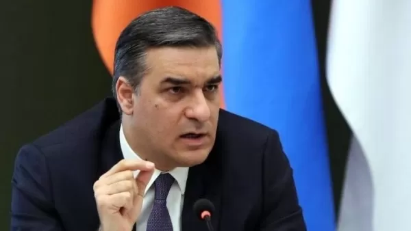 Պետք է անմիջական միջազգային ուշադրության ներքո պահել այն, ինչ տեղի է ունենում Արցախում. Թաթոյանը դիմել է միջազգային լրագրողներին