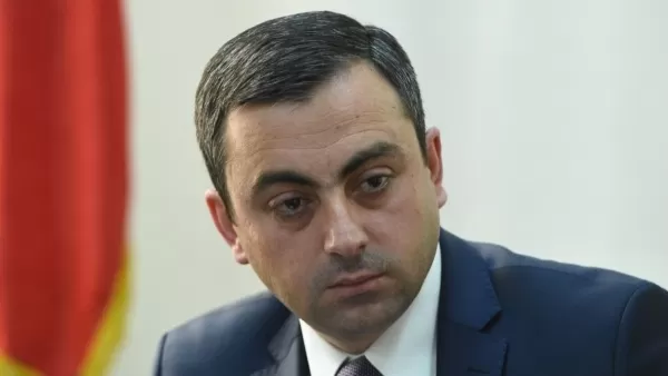 09:30-ին զանգահարեցի Նիկոլ Փաշինյանին, անմիջապես պատասխանեց.  Սաղաթելյանը` պատերազմի առաջին օրվա մասին