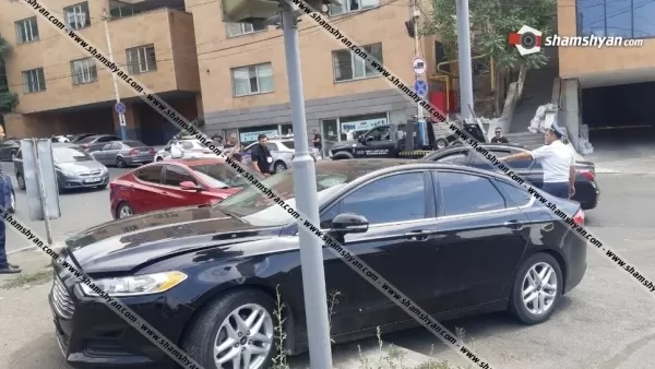 Երևանում բախվել են Ford-ն ու BMW-ն. կա վիրավոր