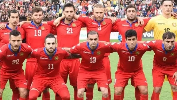 Խաշմանյանն ազգային հավաքական է հրավիրել 24 ֆուտբոլիստի