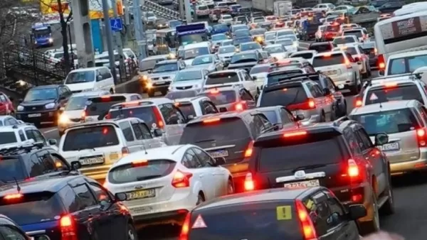 Երևանում գրանցվել է 70 վթար, որի պատճառով քաղաքում երթևեկությունը կաթվածահար է եղել 