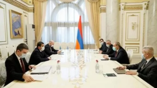 Արցախի նախագահը Հայաստանի կառավարությունում է, հանդիպել է Նիկոլ Փաշինյանի հետ