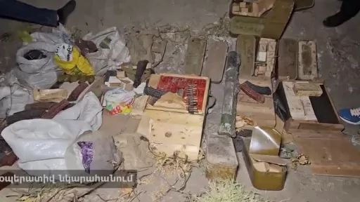 ՏԵՍԱՆՅՈՒԹ․  Վաղարշապատի ոստիկանների կողմից հայտնաբերվել է մի ողջ զինանոց