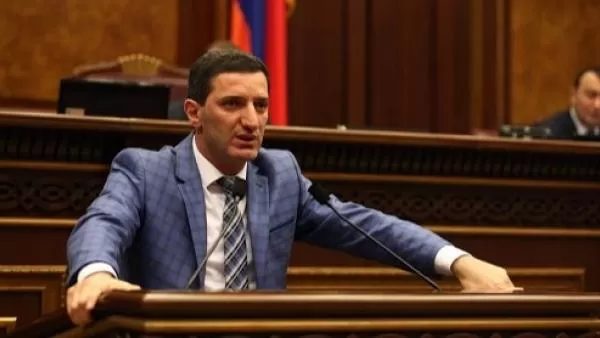 Շպրտեք դիմակները, թող միաժամանակ բոլորս չկրենք, հլը տեսնեմ ու՞մ են տուգանելու.  Գեւորգ Պետրոսյան