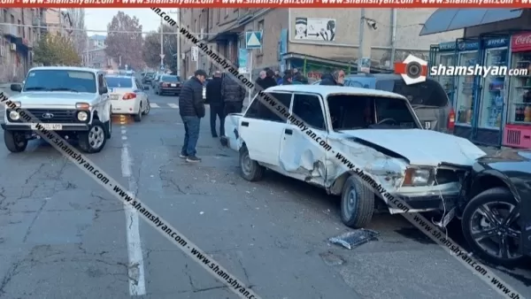 Ավտովթար՝ Աշտարակում. բախվել են Kia-ն, Opel-ը, Нива-ն ու «07»-ը. կա տուժած. Shamshyan. com