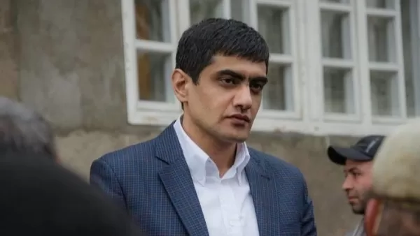 Առուշանյանի պաշտպանները դատարանին միջնորդություն են ներկայացրել՝ կալանքը գրավով փոխարինելու վերաբերյալ