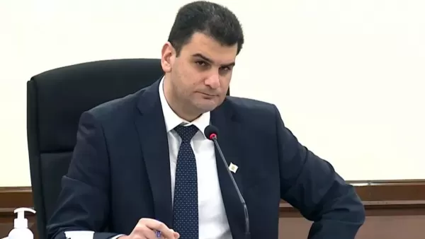  «Ամիրյանի բազմաբնակարան շենքի վրա բուդկա են սարքում...ես անձամբ կգամ ու կտեսնեմ էդ քաղաքացուն». քաղաքապետ