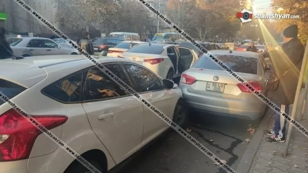 ԼՈՒՍԱՆԿԱՐՆԵՐ. Շղթայական ավտովթար՝ Երևանում. բախվել են Ford Focus-ը, Volkswagen Passat-ը, Kia Optima-ն, Dodge Dart-ն ու Opel Zafira-ն