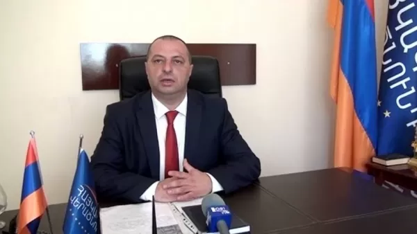 Ական փորձում է կատարել իշխանության հրահանգները. «Հրապարակ»  