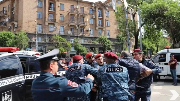 Ոստիկանության գործողությունների հարցով Թովմասյանը դիմել է ՌԴ, ԵՄ և ԱՄՆ դեսպաններին