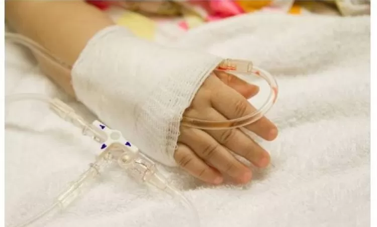 Լարված իրավիճակ Արաբկիր ԲԿ-ում. 6-ամսական երեխայի ծնողները պաշարել են հիվանդանոցը. Շամշյան