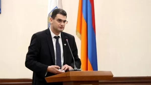 Հրաչյա Սարգսյանը ձևացրել է, թե ամեն ինչ հրաշալի է․ «Հրապարակ»