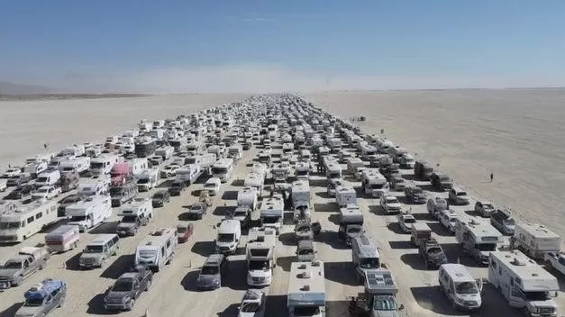 ՏԵՍԱՆՅՈՒԹ. Խոշոր խցանումներ` Նևադայում. Burning Man փառատոնից մարդիկ հեռանում են