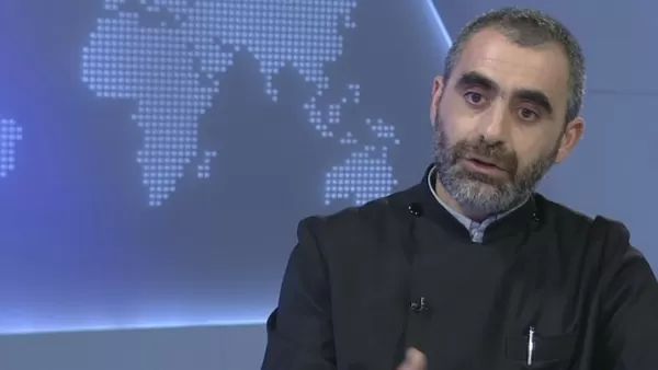 «Անհասկանալի է, որ հենց այս տարի Զատկի հաջորդ օրն աշխատանքային է, թեև ավելին չէինք սպասում».  Տեր Եսայի քահանա Արթենյան 