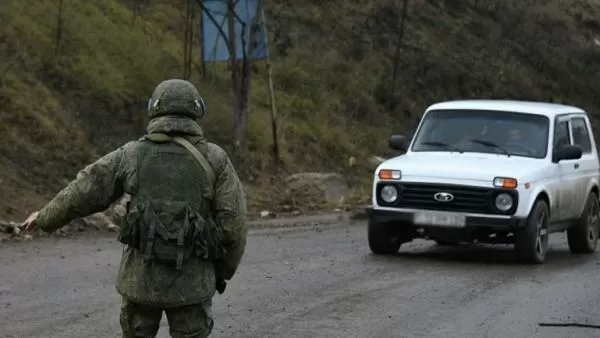 Ռուս խաղաղապահներն ապահովում են Լաչինի միջանցքով երթևեկության անվտանգությունը