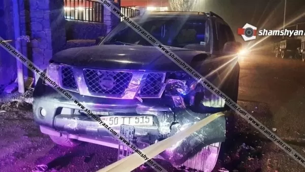 Ավտովթար՝ Երևանում. բախվել են Nissan Pathfinder-ն ու Nissan XTrail-ը, պապ ու թոռ տեղափոխվել են հիվանդանոց