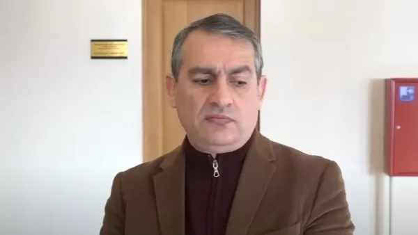 Պապիկյանը որեւէ ձևով կաշկանդված չէ պաշտպանության համակարգի պաշտոնյաների հետ․ պատգամավոր 