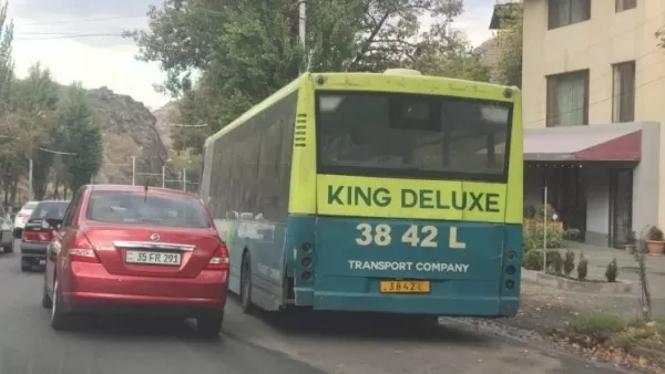 Խափանված ավտոբուսի պատճառով օրեր շարունակ Ավանից իջնող հատվածում խցանում է