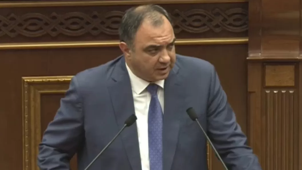 ՏԵՍԱՆՅՈՒԹ․ «Արցախի Հանրապետությունից... ըըը... Լեռնային Ղարաբաղից»․ Ղազարյանն ուղղեց իրեն