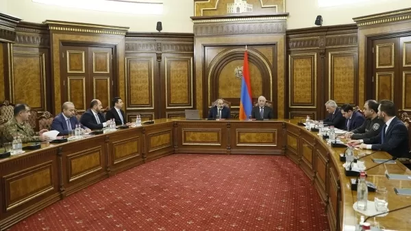 Փաշինյանի գլխավորությամբ տեղի է ունեցել ԱԽ արտահերթ նիստ. ինչ է քննարկվել