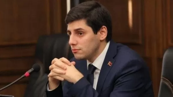 Ինչու է ազատվել փոխնախարարը. «Հրապարակ»