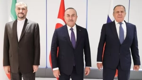 Հանդիպել են ՌԴ-ի, Իրանի և Թուրքիայի արտգործնախարարները