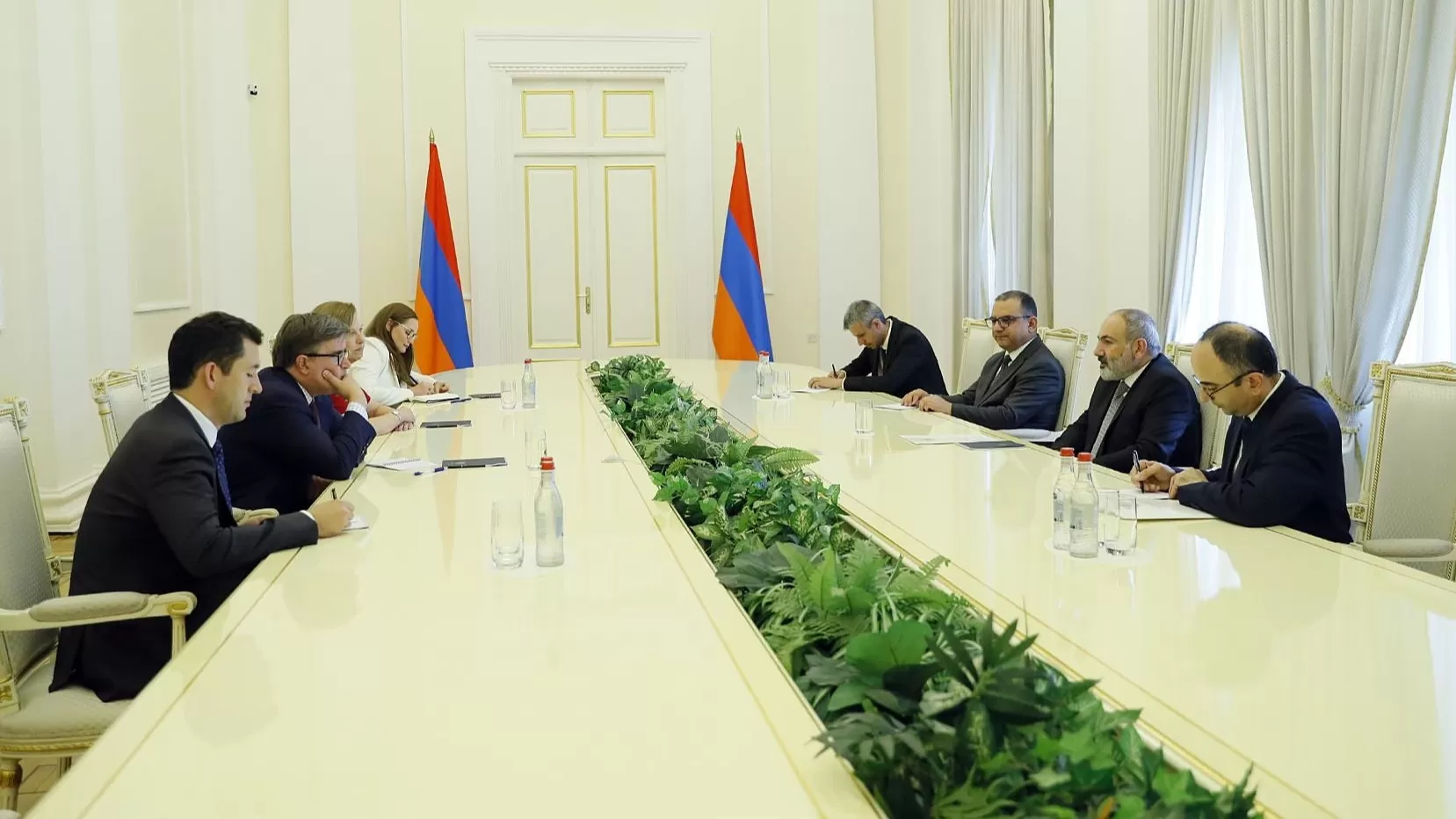 Փաշինյանն ընդունել է ԱՄՆ պետքարտուղարության պատվիրակությանը