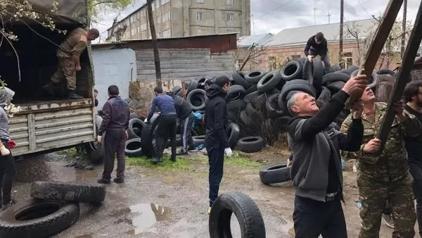 1000 տարբեր չափերի անվադողեր, Գյումրիից ուղարկվեց սահման