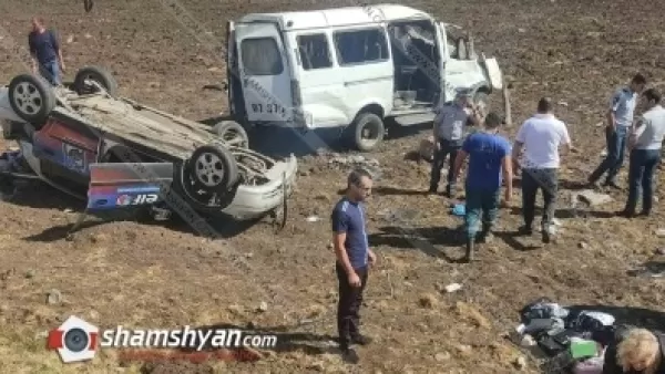 ՀՐԱՏԱՊ․ Բախվել են Արթիկ-Երևան մարդատար Gazel-ն ու Opel-ը․  կա 10 վիրավոր