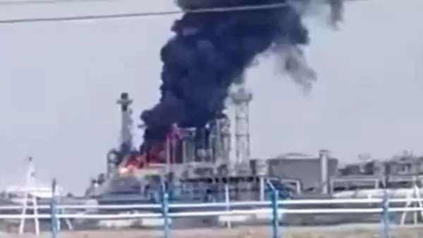 ՏԵՍԱՆՅՈՒԹ․ Ռոստովի մարզում նավթավերամշակման գործարան է այրվում 