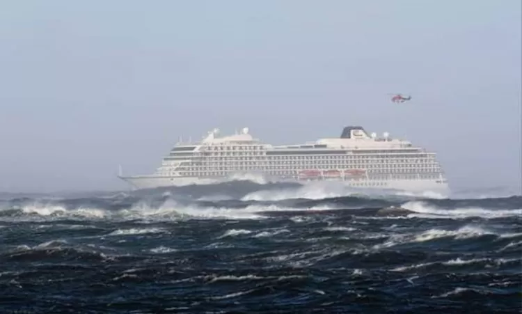 Տեսանյութ Նորվեգիայի ափերի մոտ խորտակվող Viking Sky նավից. կա 9 տուժած