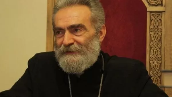 Քիչ առաջ կապ հաստատվեց. Պարգև Սրբազանը լավ է 
