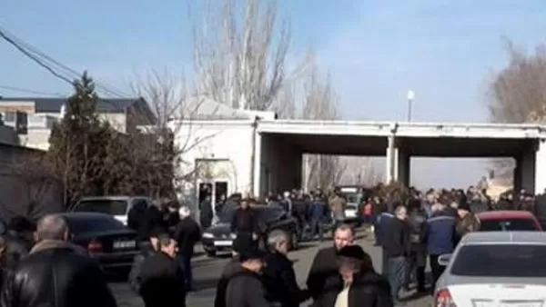 Վարորդներին տալիս են 260.000 դրամ 15 օրվա համար և նրանք բոյկոտո՞ւմ են. լո՞ւրջ եք ասում. «Հայրենիք» կուսակցության մամուլի քարտուղար 