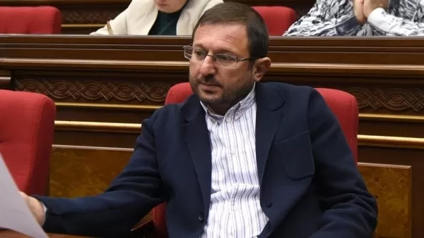  «Անուղղելի են սրանք»․ Գեղամ Մանուկյանը հրապարակել է որպես պարգևավճար իրեն փոխանցված «սիմվոլիկ» գումարի չափը
