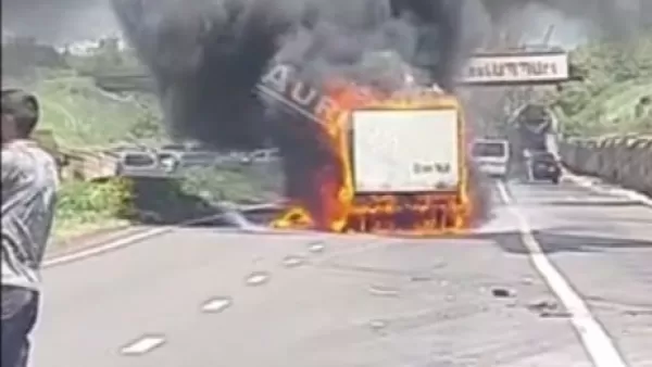 ՏԵՍԱՆՅՈՒԹ. Երևան-Սևան մայրուղու վրա մեքենա է այրվում
