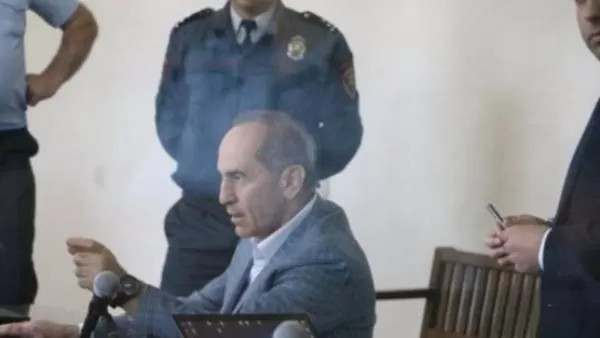 Երևանում շարունակվում է Ռոբերտ Քոչարյանի և մյուսների գործով դատական նիստը