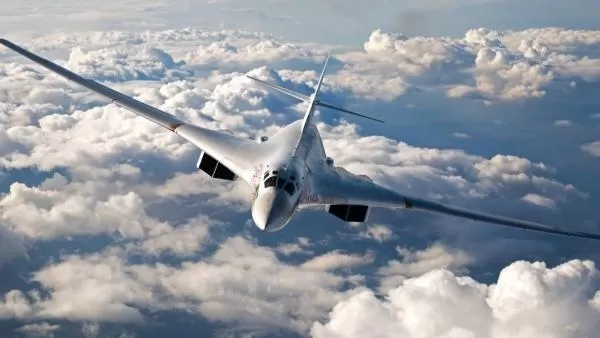 Ռուսական Տու-160 գերձայնային ռազմավարական ռմբակոծիչները թռիչքի հեռահարության նոր համաշխարհային ռեկորդ են սահմանել