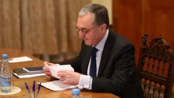 Զոհրաբ Մնացականյանը հանդիպում է ԵԱՀԿ Մինսկի խմբի համանախագահների հետ. Նաղդալյան 