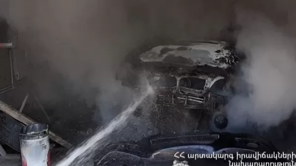 Աբովյանի ավտոտեխսպասարկման կետում «BMW» է այրվել  