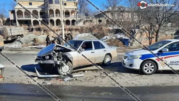 5 վիրավոր. բախվել են Mercedes և ВАЗ 2106 մակնիշի ավտոմեքնաները, ВАЗ 2106-ն էլ բախվել է կայանված BMW X5 և Opel մակնիշի ավտոմեքենան