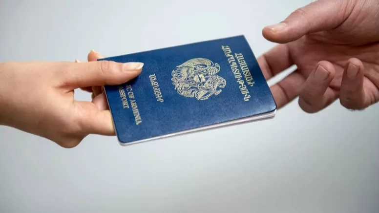 «Հերթը առաջ տալու» բիզնեսը․ ինչո՞ւ են մարդիկ ամիսներով սպասում վիզա ստանալու իրենց հերթին