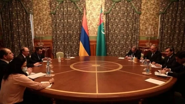 Արա Այվազյանն ու Ռաշիդ Մերեդովը քննարկել են միջազգային և տարածաշրջանային օրակարգին առնչվող հրատապ հարցեր