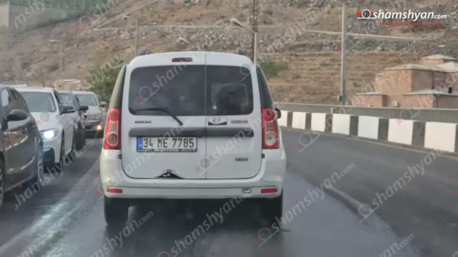 Թուրքական համարանիշերով ավտոմեքենան ազատ շրջում է Երևանում․ shamshyan