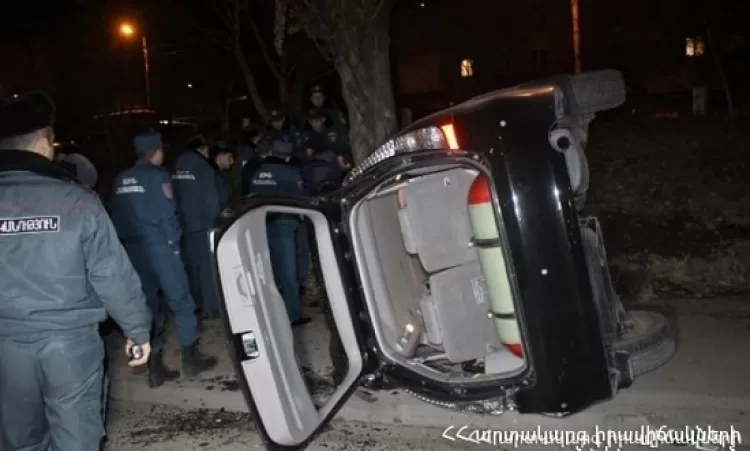 Երևան-Սևան ավտոճանապարհին «BMW» մակնիշի ավտոմեքենա է շրջվել