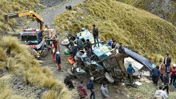 Բոլիվիայում ավտոբուսը 150 մետր բարձրությունից գլորվել է ձորը․ մահացել է 30 մարդ 