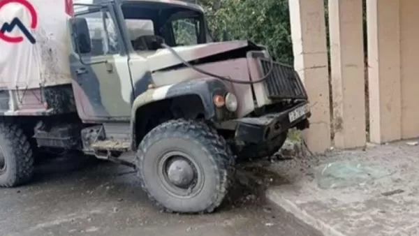 Ադրբեջանցի զինվորներին տեղափոխող մեքենան վթարի է ենթարկվել. կան վիրավորներ
